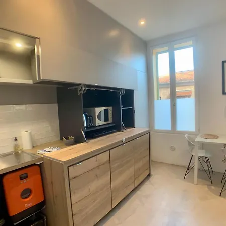 Serres A Apartment